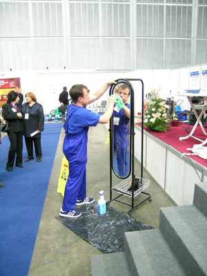 История профессиональной уборки - Clean Expo 2004 в Москве (фотоотчет) | 